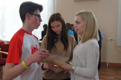 Около 100 представителей белокалитвинской молодежи посетили площадку «Молодежная команда губернатора»
